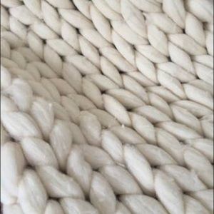 Giant Yarn Knit Blanket!